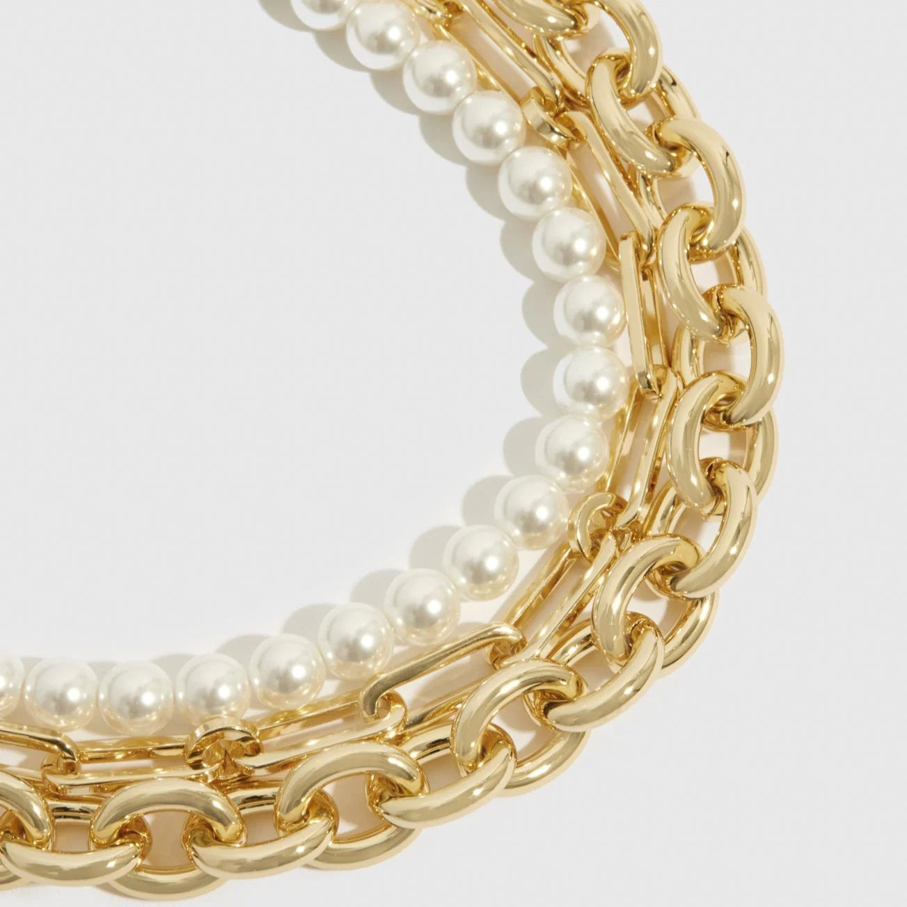 COLLIER NOVA